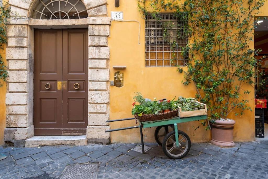 Apartment Tiny House Nel Cuore Di Rome